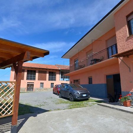 Case Franzero Hotell Levice Exteriör bild